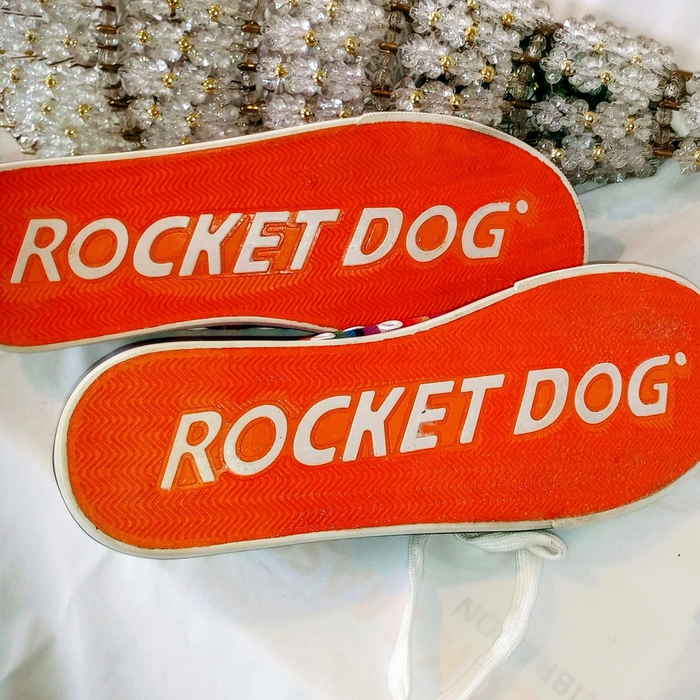 Rocket Dog Striped Sneakers;w/Stylish Frayed Edges; Worn Once; Like New; Sz 9 - Picture 2 of 5